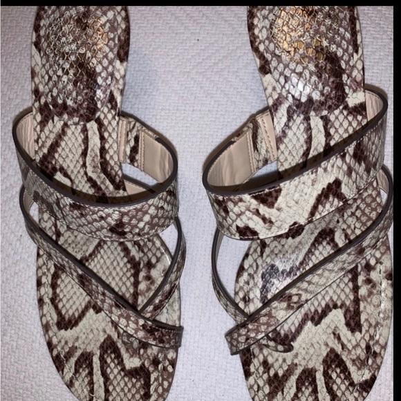 Vince Camuto Animal Print Sandals, Size 8 M - Picture 2 of 6